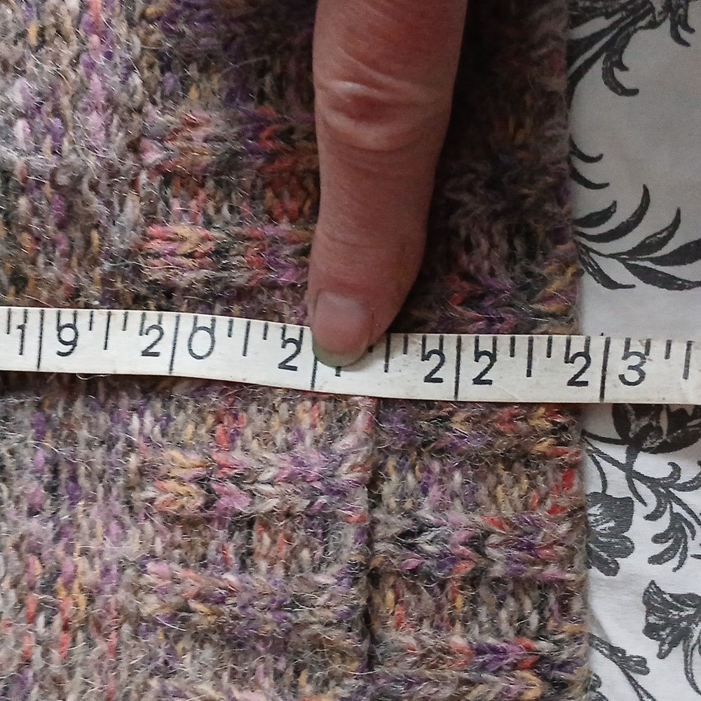 Mexx Sweater- Size medium - Picture 6 of 10